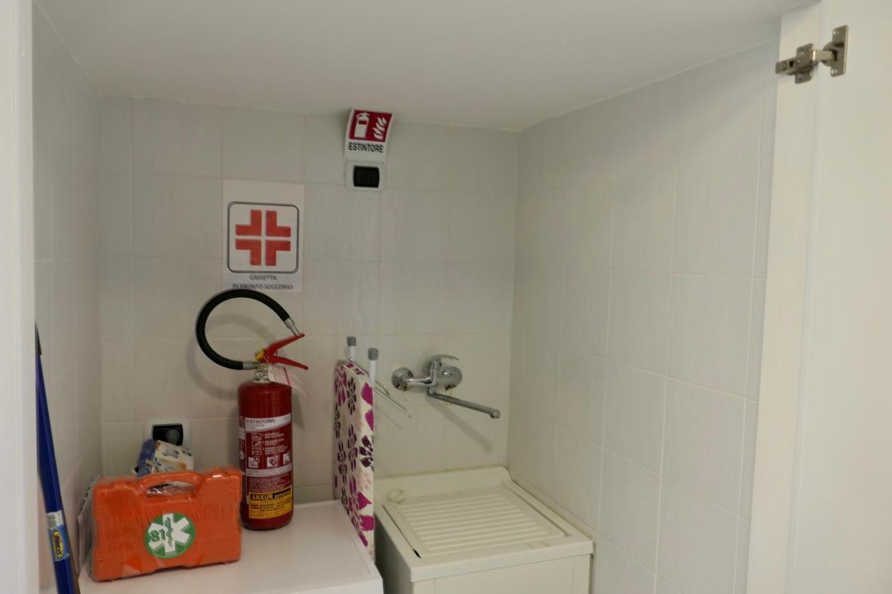 Ganimede Apartament Sperlonga Exterior foto