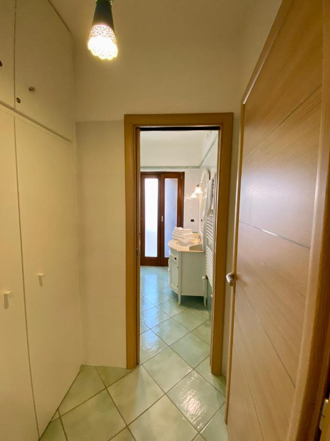 Ganimede Apartament Sperlonga Exterior foto