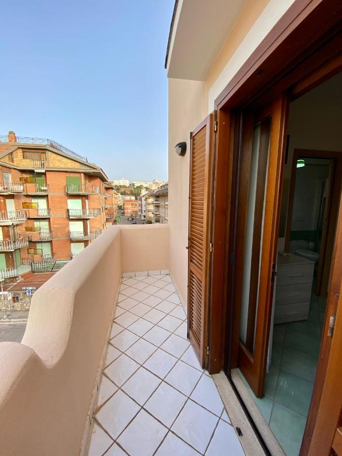 Ganimede Apartament Sperlonga Exterior foto
