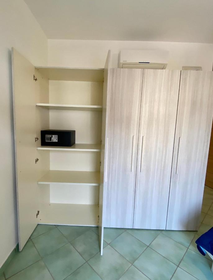 Ganimede Apartament Sperlonga Exterior foto