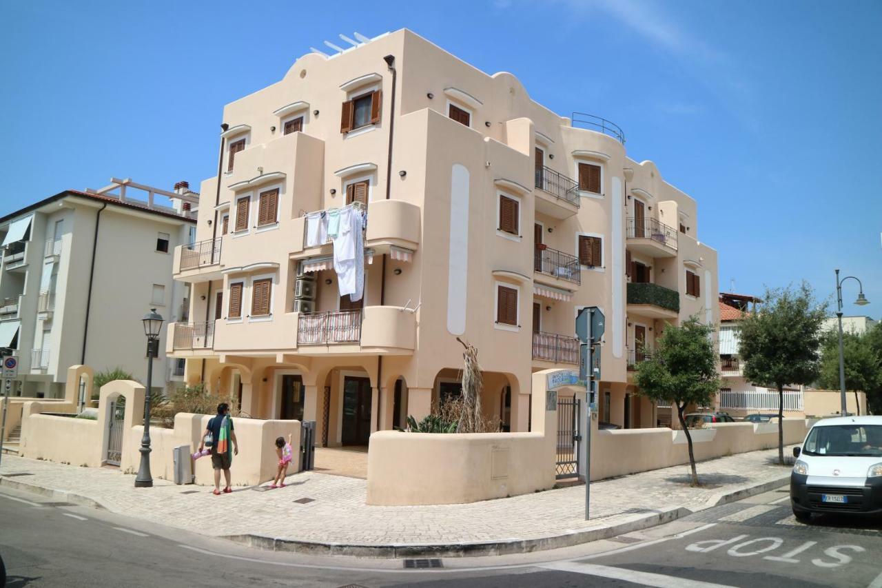 Ganimede Apartament Sperlonga Exterior foto